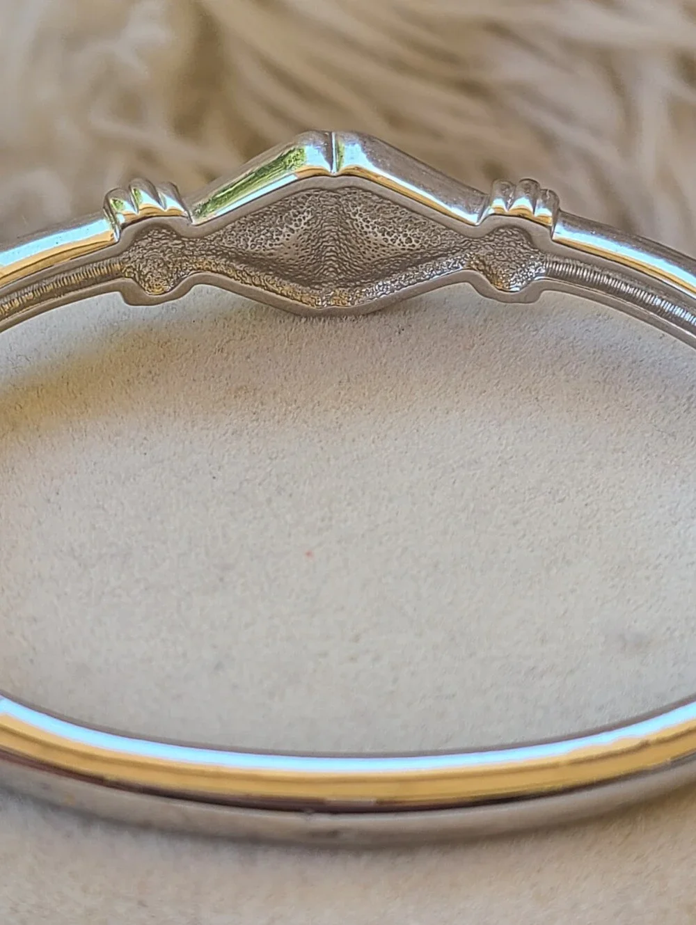 SAL BY Swarovski Silver-Tone Bangle Bracelet-Excellent Vintage Condition